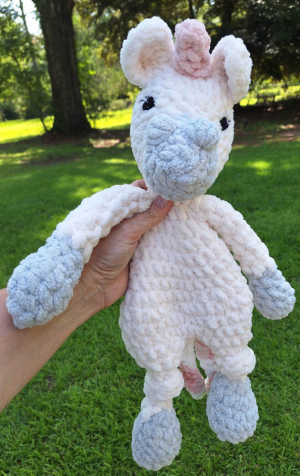AW001 - Crochet Snuggle Animals - Pink Unicorn